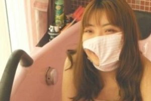 最新虎牙人气火爆本土超有尺度挑战极限女神【重口浮力姬】最强下体(李小莫)最新合集33V-16.1G