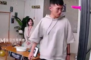 虎牙新真人秀开播,结果却把虎牙直播和虎牙APP都玩死了。