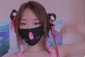软罗云儿：小妹铃铛夹子舞蹈，快乐活泼搞笑定制视频
