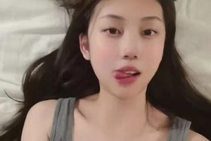 【超精品泄密】珠海孙淼与吉林付晴自拍泄密【nV238M】【百度云】