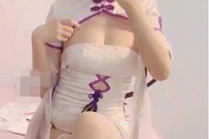 宅男女神·夏花·浮力姬私拍完整合集[62V-2G]：二次元少女制服诱惑，粉嫩胴体折服你的心