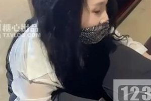 丽江夫妻游：一女两男，女孩身材欲望爆发！1V1.4G动作教育三明治糖心VLog