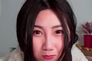 黎儿新年人体书法爸爸的书法教学视频
