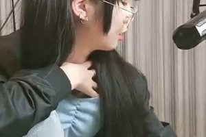 专属小女友：补妆视频28v30.5g，清新简约妆容教学