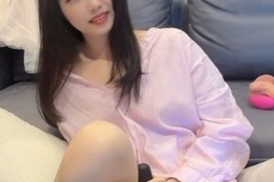 玩铁佳作~百度盘清纯学生妹kekexixi最新合集1V1020M,恋爱校花道具放飞自我