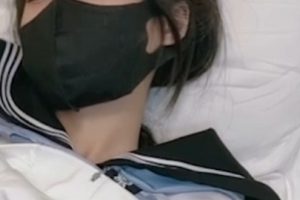 推特学生装嫩模爆玩大棒464M1部湿漉漉
